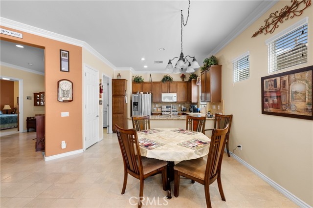 5551 Corte Fiesta, Hemet CA: https://media.crmls.org/medias/faa82386-bd24-4525-b3f0-df61a58f6741.jpg