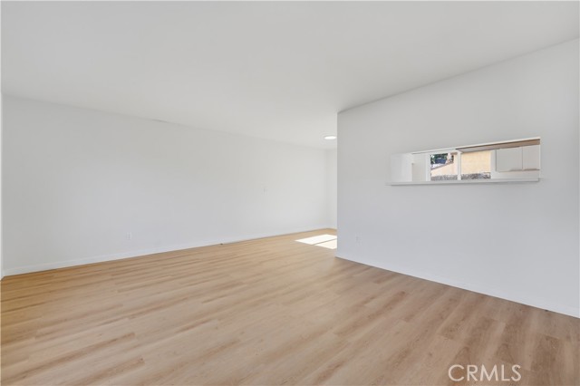 Detail Gallery Image 3 of 14 For 8659 Chestnut, South Gate,  CA 90280 - 2 Beds | 1 Baths