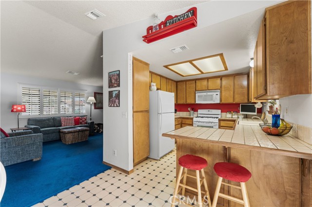 Detail Gallery Image 13 of 42 For 41038 171st, Lancaster,  CA 93535 - 3 Beds | 2 Baths