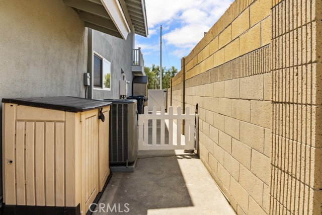 Detail Gallery Image 51 of 57 For 6361 Myrtle Dr, Huntington Beach,  CA 92647 - 4 Beds | 2/1 Baths
