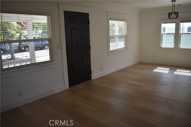 231 W Railway Street, San Dimas CA: https://media.crmls.org/medias/faa9d47f-43c9-466f-81ba-b810a5607f27.jpg