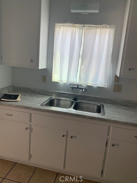 1712 Orchard Avenue, Glendale CA: https://media.crmls.org/medias/faab0da6-1830-4189-a53c-2a2a3dfa3847.jpg