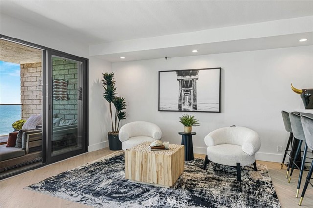 Detail Gallery Image 3 of 50 For 410 Corto Ln #9,  San Clemente,  CA 92672 - 2 Beds | 3 Baths