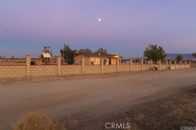 Image 3 for 39160 182nd St, Palmdale, CA 93591