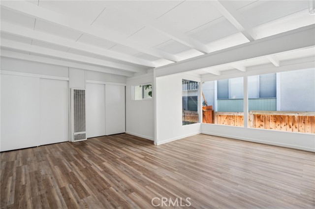 Detail Gallery Image 8 of 31 For 295 Wave St, Laguna Beach,  CA 92651 - 3 Beds | 3 Baths