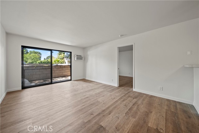 Detail Gallery Image 10 of 23 For 20234 Cantara St #121,  Winnetka,  CA 91306 - 2 Beds | 2 Baths