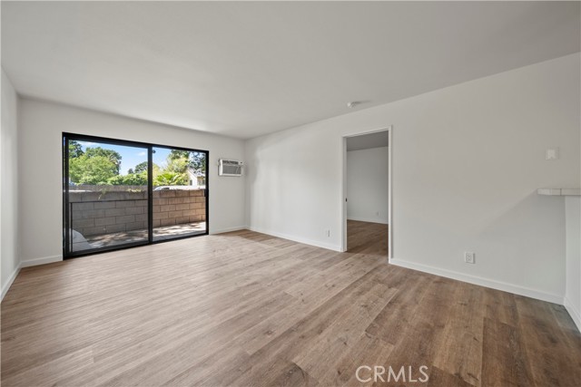 Detail Gallery Image 10 of 23 For 20234 Cantara St #121,  Winnetka,  CA 91306 - 2 Beds | 2 Baths