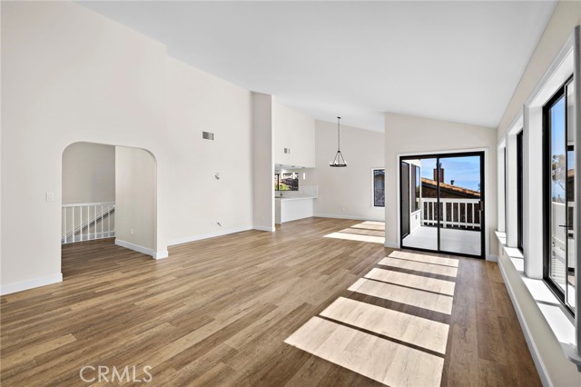 21542 Anns Lane, Laguna Beach CA: https://media.crmls.org/medias/faab8335-f36a-4b8f-80c2-242ed96cbf87.jpg