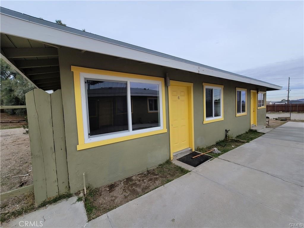 961 Manzanita Drive #4