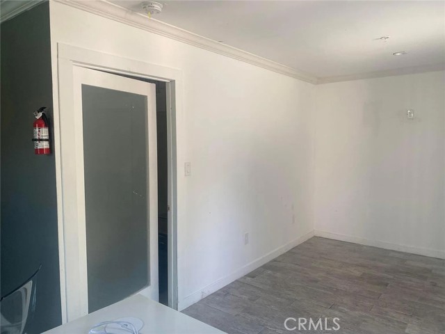 260 262 Del Monte Street, Pasadena CA: https://media.crmls.org/medias/faabe8d8-680d-4ecf-80e2-f449d22e9c41.jpg