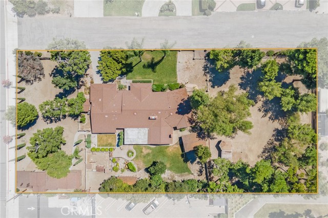 531 N Cherry Tree Lane, Anaheim CA: https://media.crmls.org/medias/faac4958-7a3b-4a33-9c2d-ad0f22a663a0.jpg