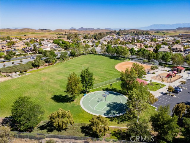 34289 Solstice Street, Winchester CA: https://media.crmls.org/medias/faac833e-2613-415c-b111-a2914e3c78df.jpg