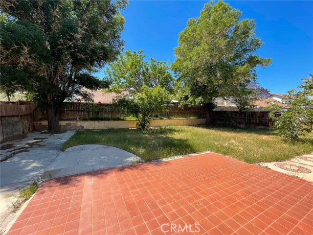 578 Conifer Drive, Palmdale CA: https://media.crmls.org/medias/faaca8eb-b278-4434-823c-1d60c0f12d5b.jpg