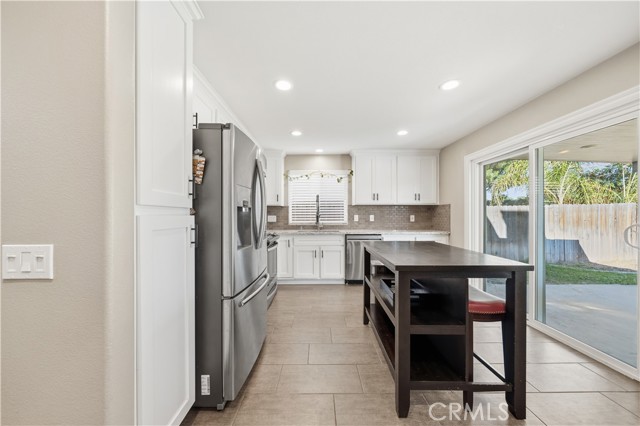 Detail Gallery Image 17 of 55 For 40565 Sunflower, Murrieta,  CA 92562 - 5 Beds | 2/1 Baths