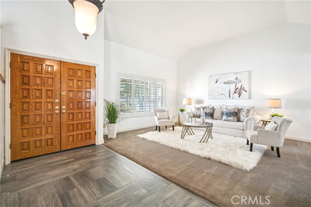 Detail Gallery Image 4 of 68 For 20550 via El Tajo, Yorba Linda,  CA 92887 - 4 Beds | 3 Baths