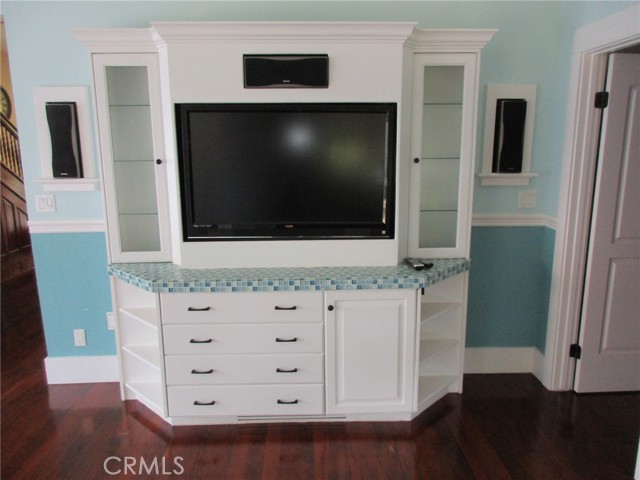 Detail Gallery Image 12 of 33 For 3275 Lime, Riverside,  CA 92501 - 4 Beds | 2/1 Baths