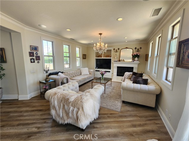 1 David Street, Ladera Ranch CA: https://media.crmls.org/medias/faae8200-a045-4eea-a1ba-cc68605ffde1.jpg