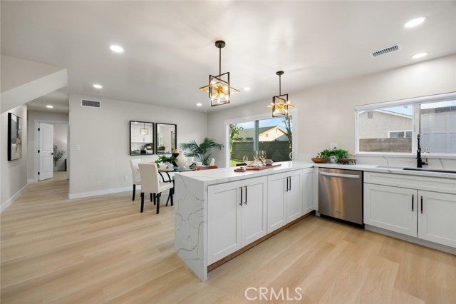5412 Bransford Drive, La Palma CA: https://media.crmls.org/medias/faaecf47-06f3-48eb-b502-a4375cf499e2.jpg