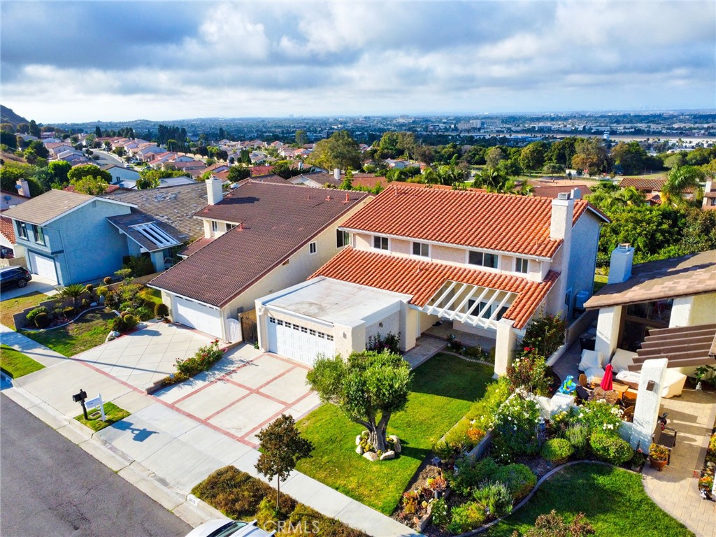 3015 Carolwood Lane