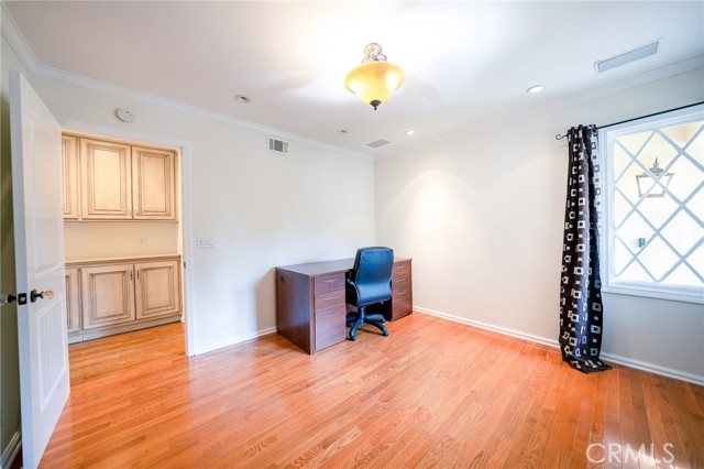 Detail Gallery Image 39 of 42 For 18337 Chatham Ln, Porter Ranch,  CA 91326 - 4 Beds | 2/1 Baths