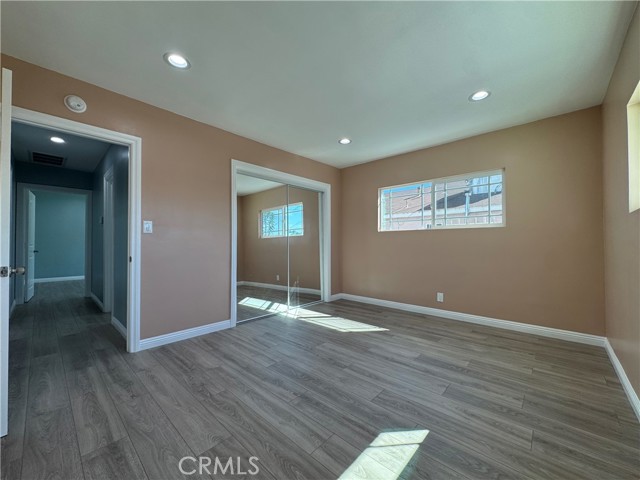 Detail Gallery Image 16 of 26 For 7611 Bloomington Ave, Burbank,  CA 91504 - 3 Beds | 2 Baths