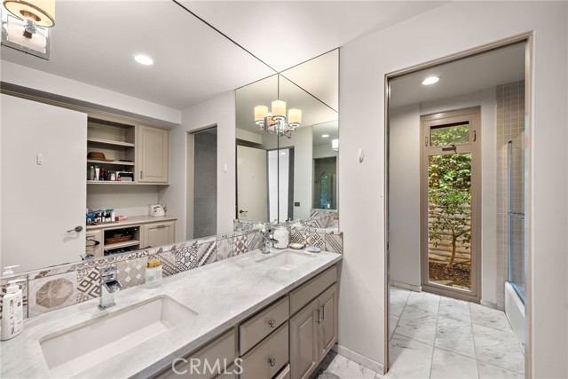Detail Gallery Image 18 of 33 For 1401 Lincoln Ln, Newport Beach,  CA 92660 - 4 Beds | 5 Baths