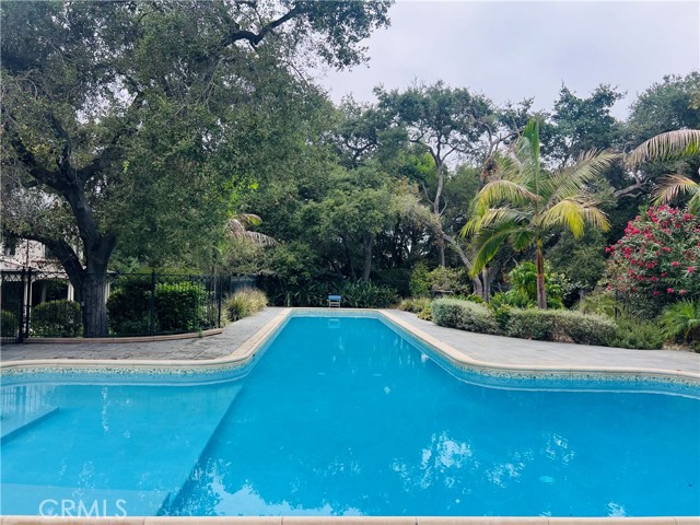 Detail Gallery Image 24 of 31 For 4110 Woodleigh Ln, La Canada Flintridge,  CA 91011 - 6 Beds | 8 Baths