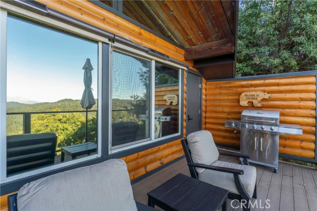 Detail Gallery Image 15 of 44 For 816 Chamois Dr, Crestline,  CA 92325 - 3 Beds | 2/1 Baths