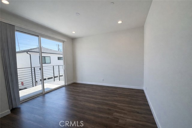 Detail Gallery Image 19 of 19 For 7105 N Dylan Ct, Reseda,  CA 91335 - 4 Beds | 3 Baths