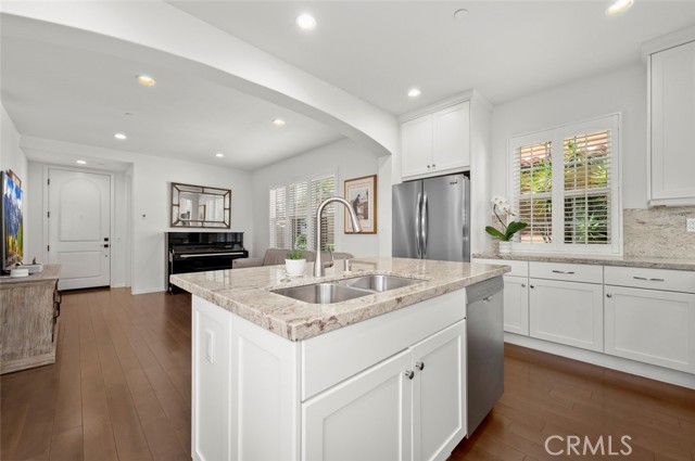 182 Firefly, Irvine CA: https://media.crmls.org/medias/fab1199b-d098-4ddd-a307-df0c5747d134.jpg