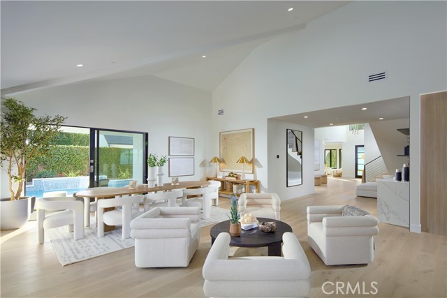Detail Gallery Image 12 of 31 For 1312 Dover Drive, Newport Beach,  CA 92660 - 4 Beds | 4 Baths