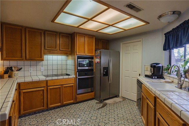 Detail Gallery Image 6 of 36 For 1344 Paseo Redondo Dr, Merced,  CA 95348 - 2 Beds | 2 Baths