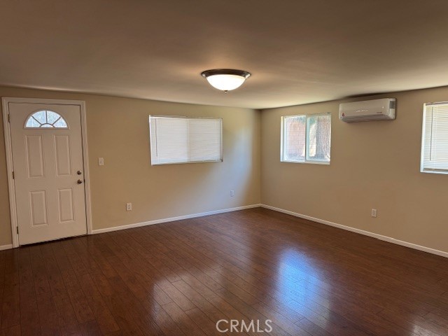 406 S Lowell Street, Covina CA: https://media.crmls.org/medias/fab2bc83-5aae-46c8-b8b0-45d7d89c5824.jpg