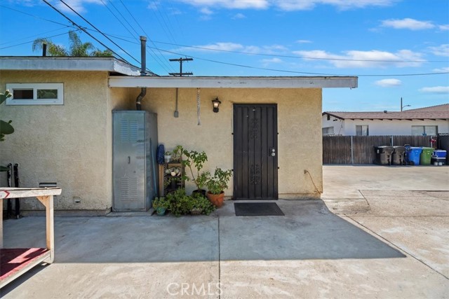 2719 Hill Street, Huntington Park CA: https://media.crmls.org/medias/fab2d366-f691-4057-90c7-2f876bb5ad58.jpg