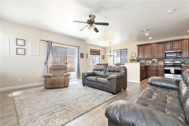 Detail Gallery Image 6 of 35 For 880 Avenida, San Miguel,  CA 93451 - 3 Beds | 2/1 Baths