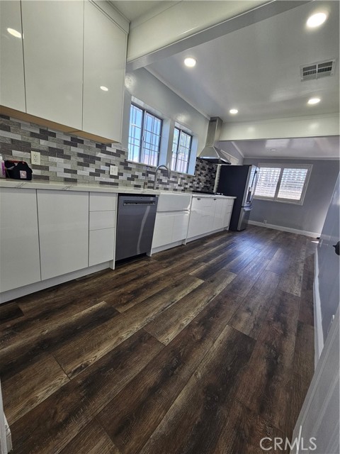 2352 California Ave photo 11