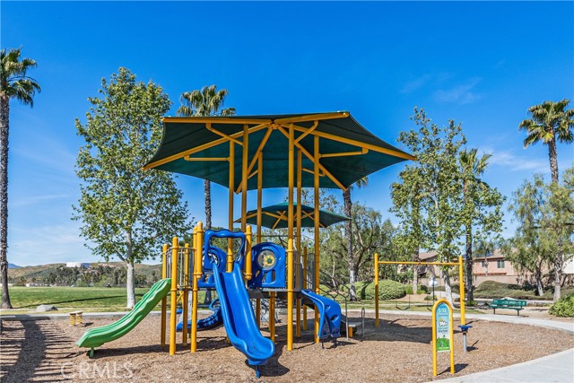 Detail Gallery Image 38 of 40 For 12390 Jacaranda, Riverside,  CA 92503 - 4 Beds | 3 Baths