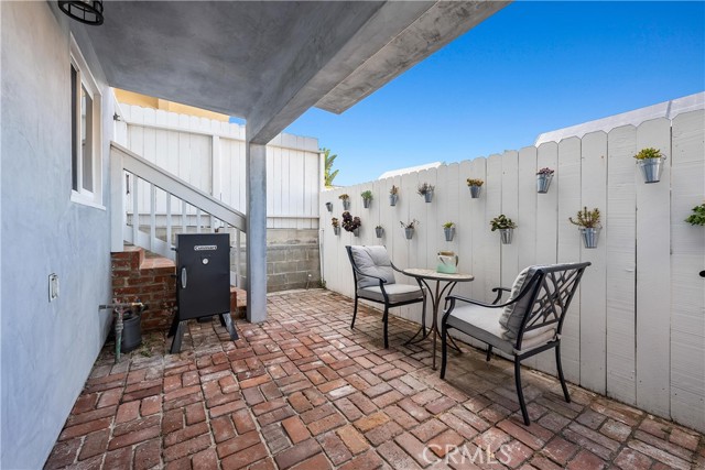 3605 Crest Drive, Manhattan Beach, California 90266, 2 Bedrooms Bedrooms, ,1 BathroomBathrooms,Residential,Sold,Crest,SB21199066