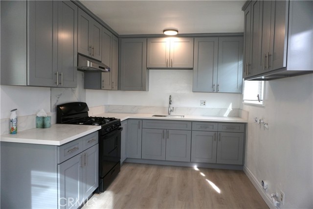 Detail Gallery Image 4 of 11 For 2105 S Garfield, Monterey Park,  CA 91754 - 2 Beds | 1 Baths