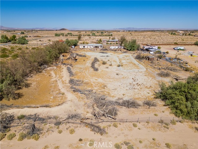 Detail Gallery Image 12 of 38 For 44579 Temescal, Newberry Springs,  CA 92365 - 2 Beds | 2 Baths