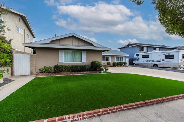 Detail Gallery Image 4 of 66 For 9704 Doreen, Cypress,  CA 90630 - 4 Beds | 2 Baths