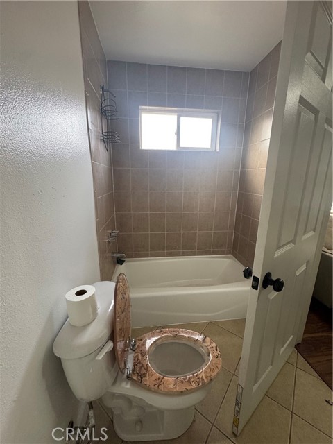 Detail Gallery Image 4 of 7 For 148 W 61 St, Los Angeles,  CA 90003 - 3 Beds | 2 Baths