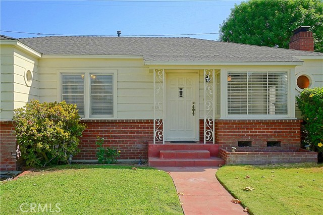 Detail Gallery Image 2 of 22 For 4285 Oakwood Pl, Riverside,  CA 92506 - 3 Beds | 1/1 Baths