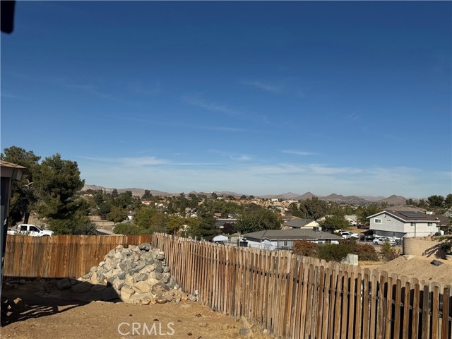 Detail Gallery Image 13 of 21 For 16480 Kayuga St, Victorville,  CA 92395 - 3 Beds | 2 Baths