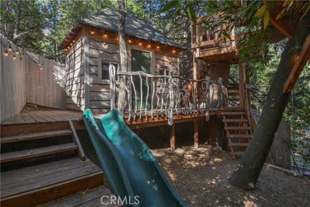 Detail Gallery Image 3 of 33 For 23696 Manzanita Dr, Crestline,  CA 92325 - 2 Beds | 2 Baths