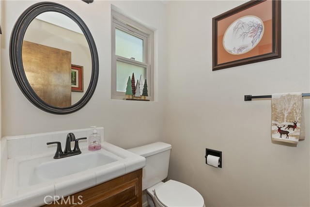Detail Gallery Image 13 of 57 For 1249 Yellowstone Dr, Lake Arrowhead,  CA 92352 - 5 Beds | 3/2 Baths