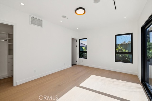 Detail Gallery Image 34 of 57 For 5280 Sanchez, Los Angeles,  CA 90008 - 4 Beds | 4 Baths