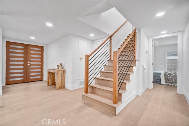Image 6 of 47 For 9171 Regatta Drive