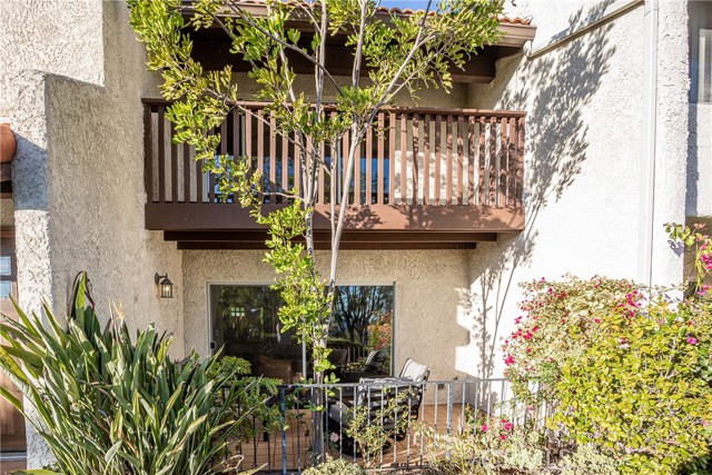 Detail Gallery Image 18 of 31 For 7727 via Capri, Burbank,  CA 91504 - 3 Beds | 3 Baths