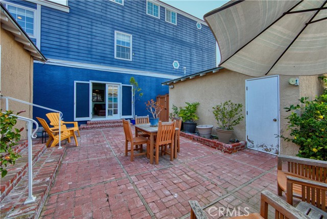 461 35th Street, Manhattan Beach, California 90266, 3 Bedrooms Bedrooms, ,1 BathroomBathrooms,Residential,Sold,35th,SB22113889